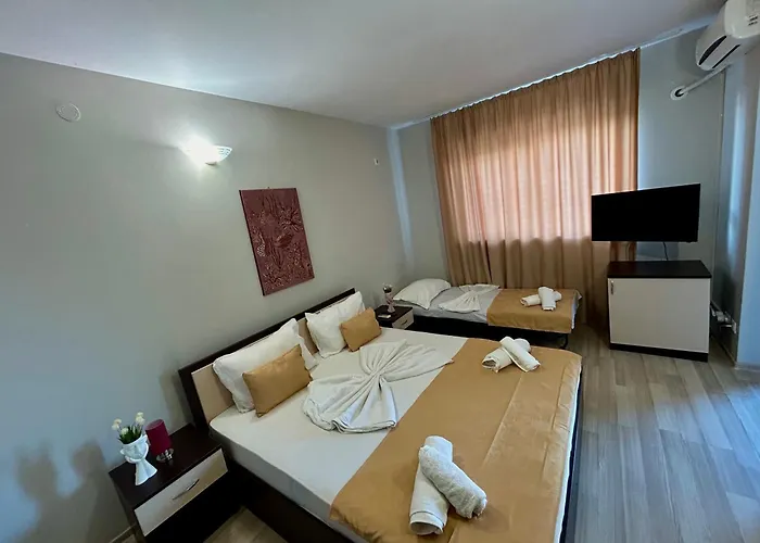 Gasthuis Pensiunea Regalux 3*