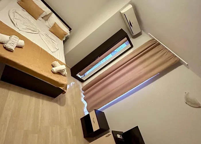 Pensiunea Regalux 3* Észak-Eforie